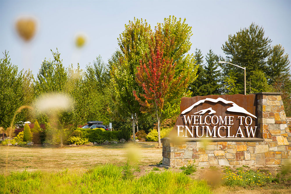 Welcome to Enumclaw sign